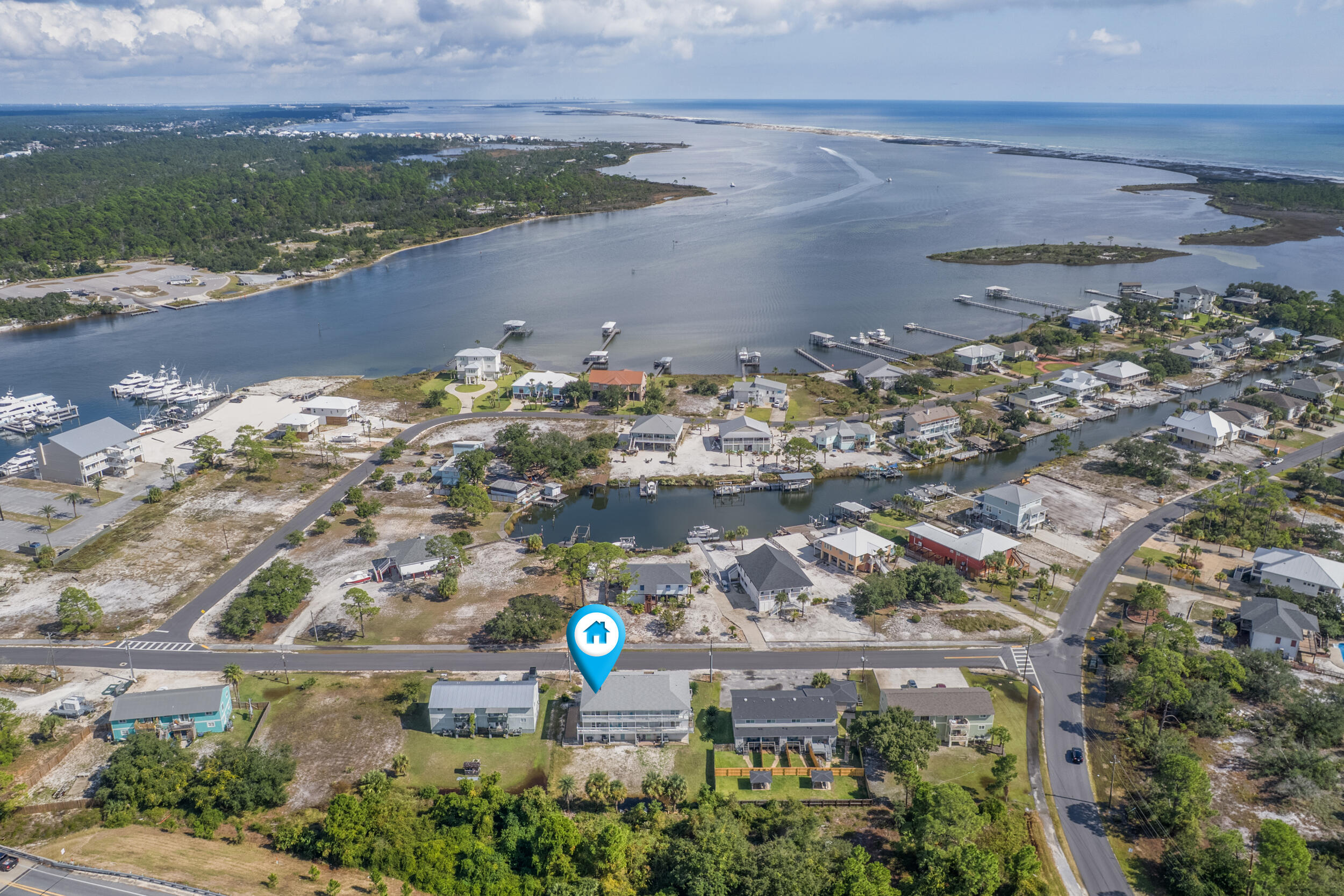 SIGUENZA COVE - Residential