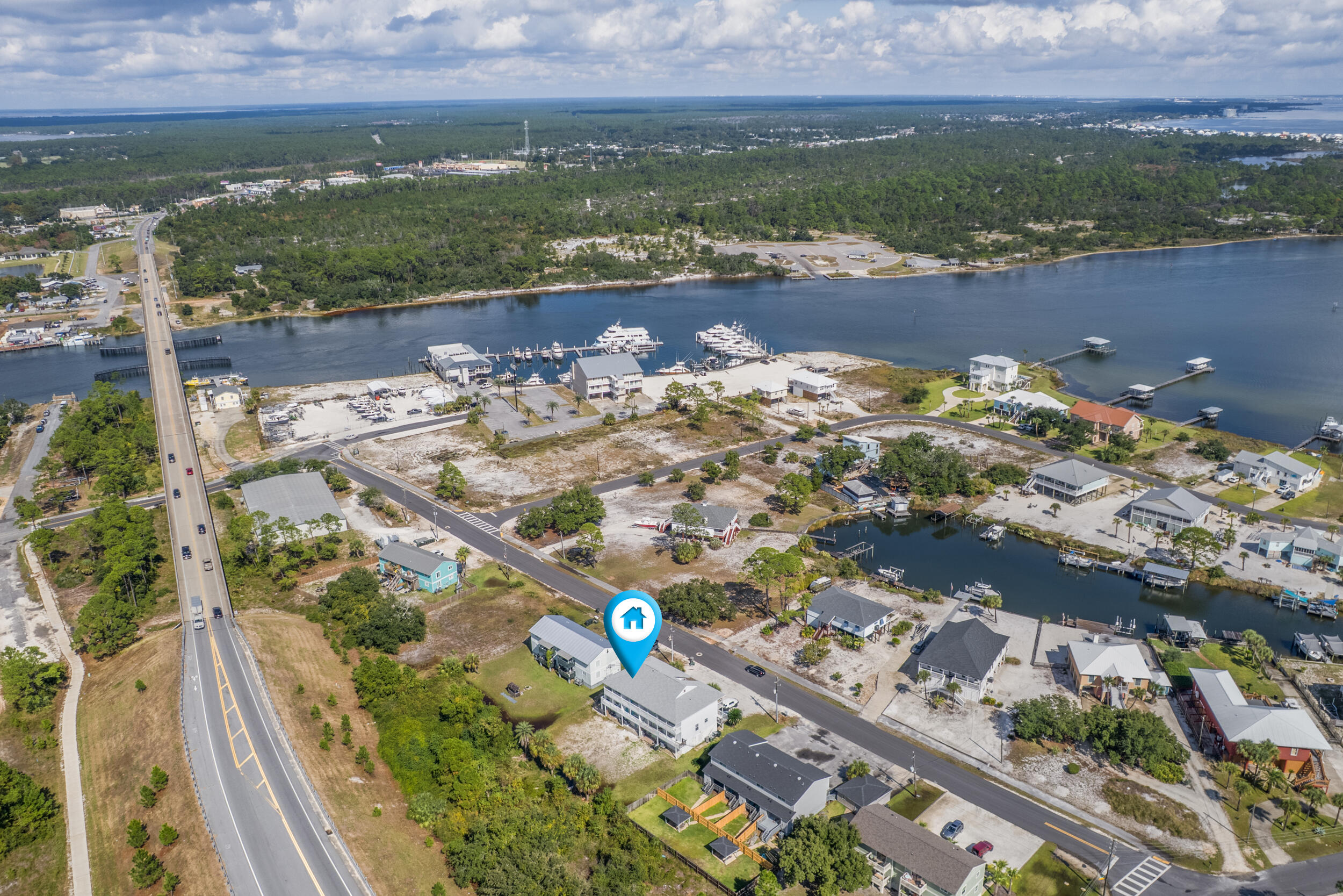 SIGUENZA COVE - Residential