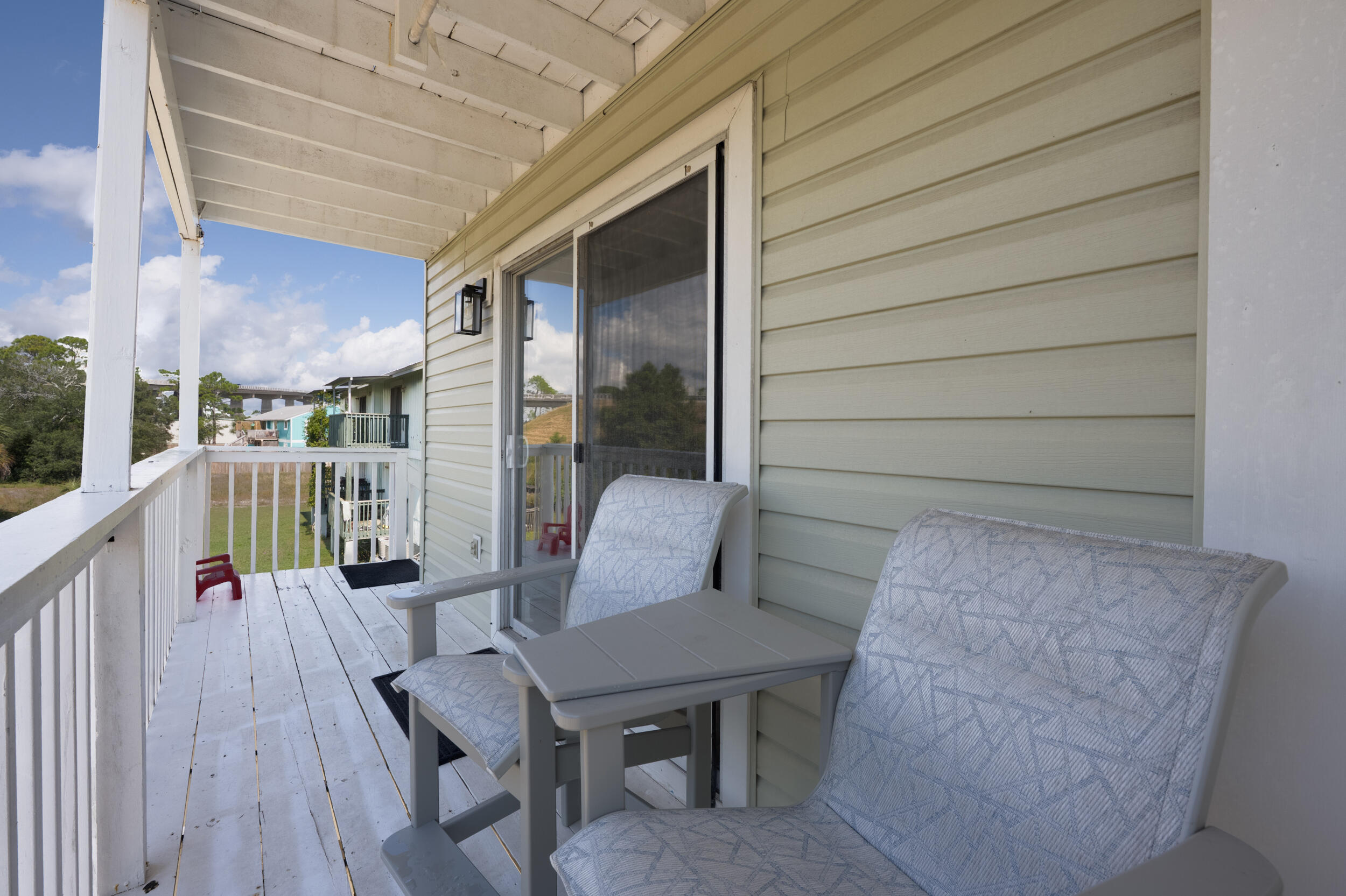 SIGUENZA COVE - Residential