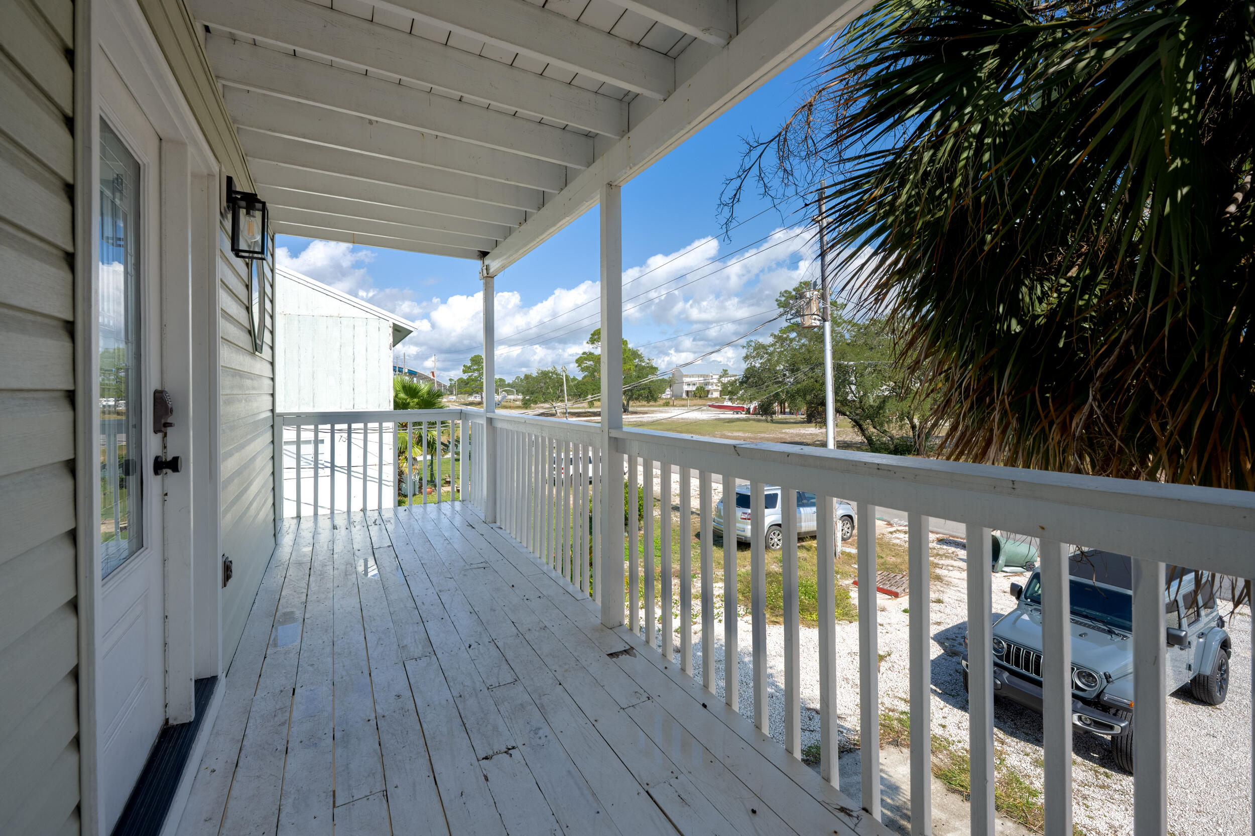 SIGUENZA COVE - Residential