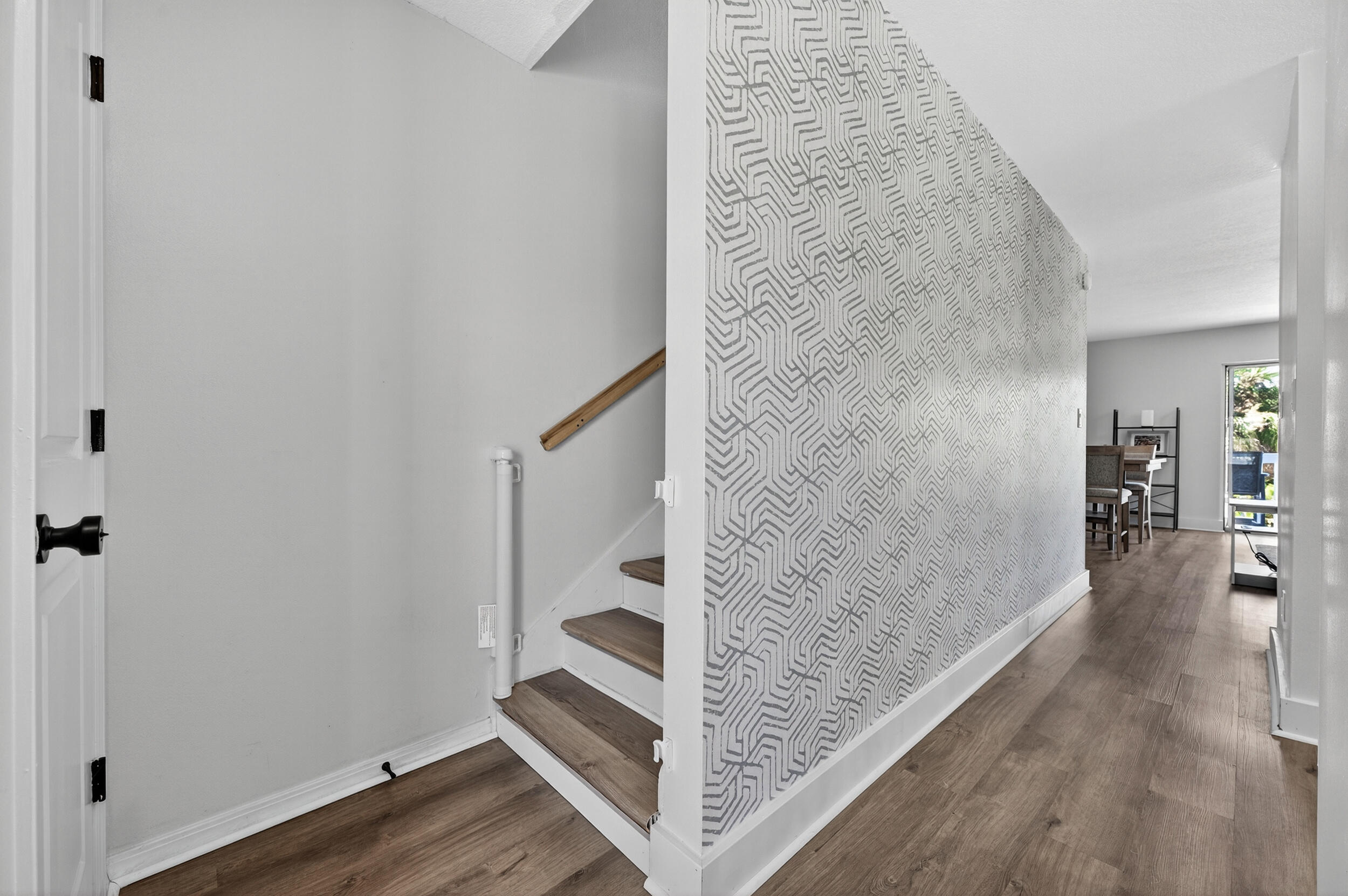 SIGUENZA COVE - Residential