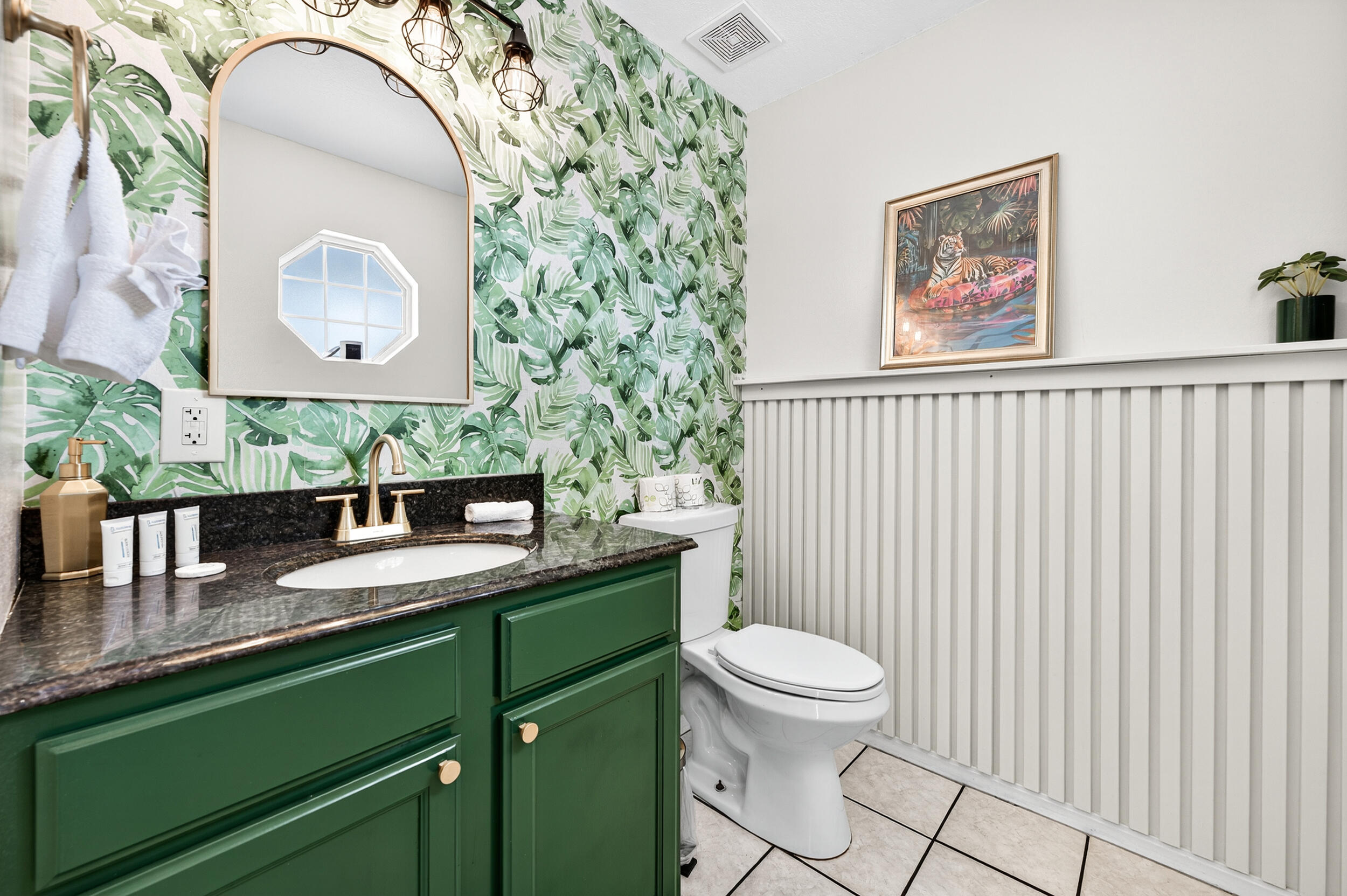 SIGUENZA COVE - Residential