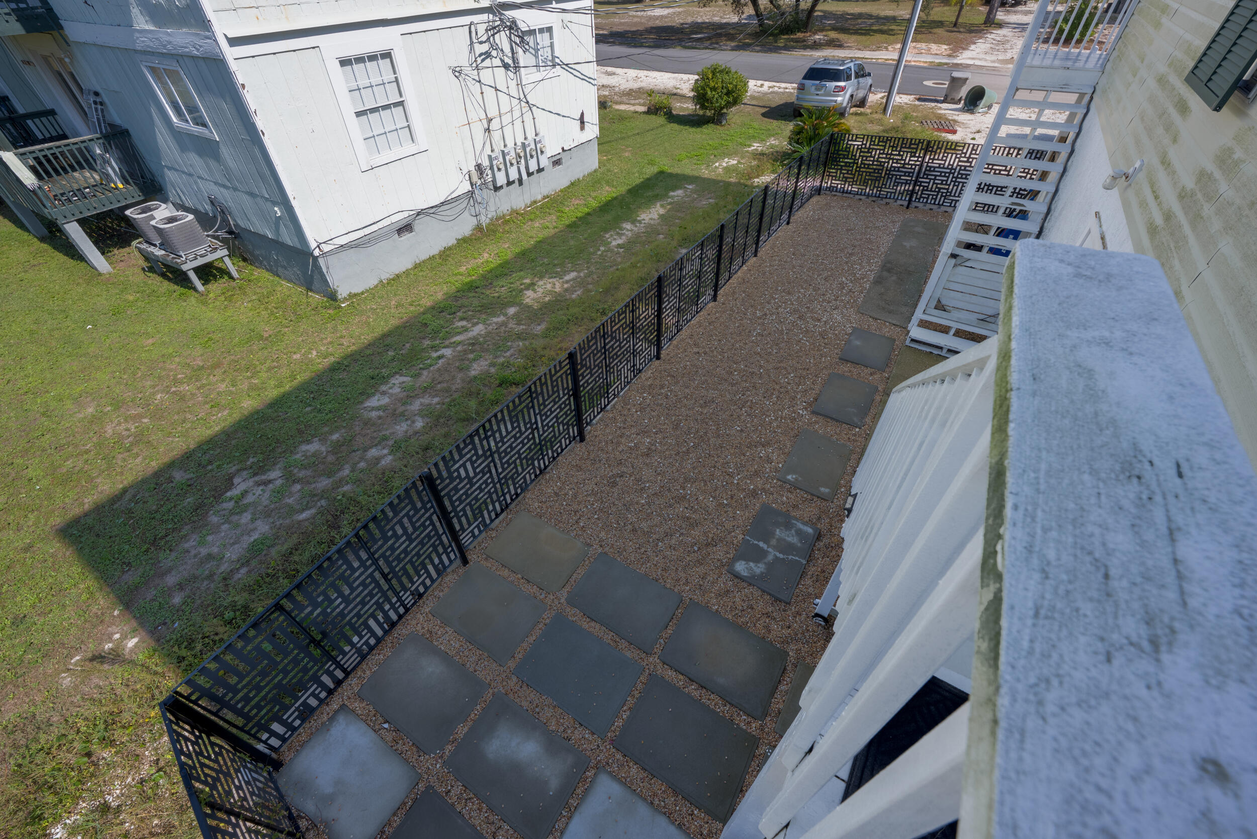 SIGUENZA COVE - Residential