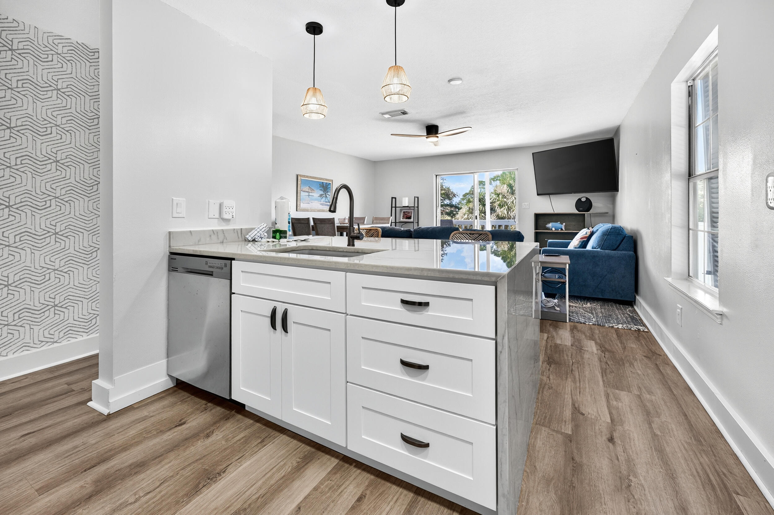 SIGUENZA COVE - Residential