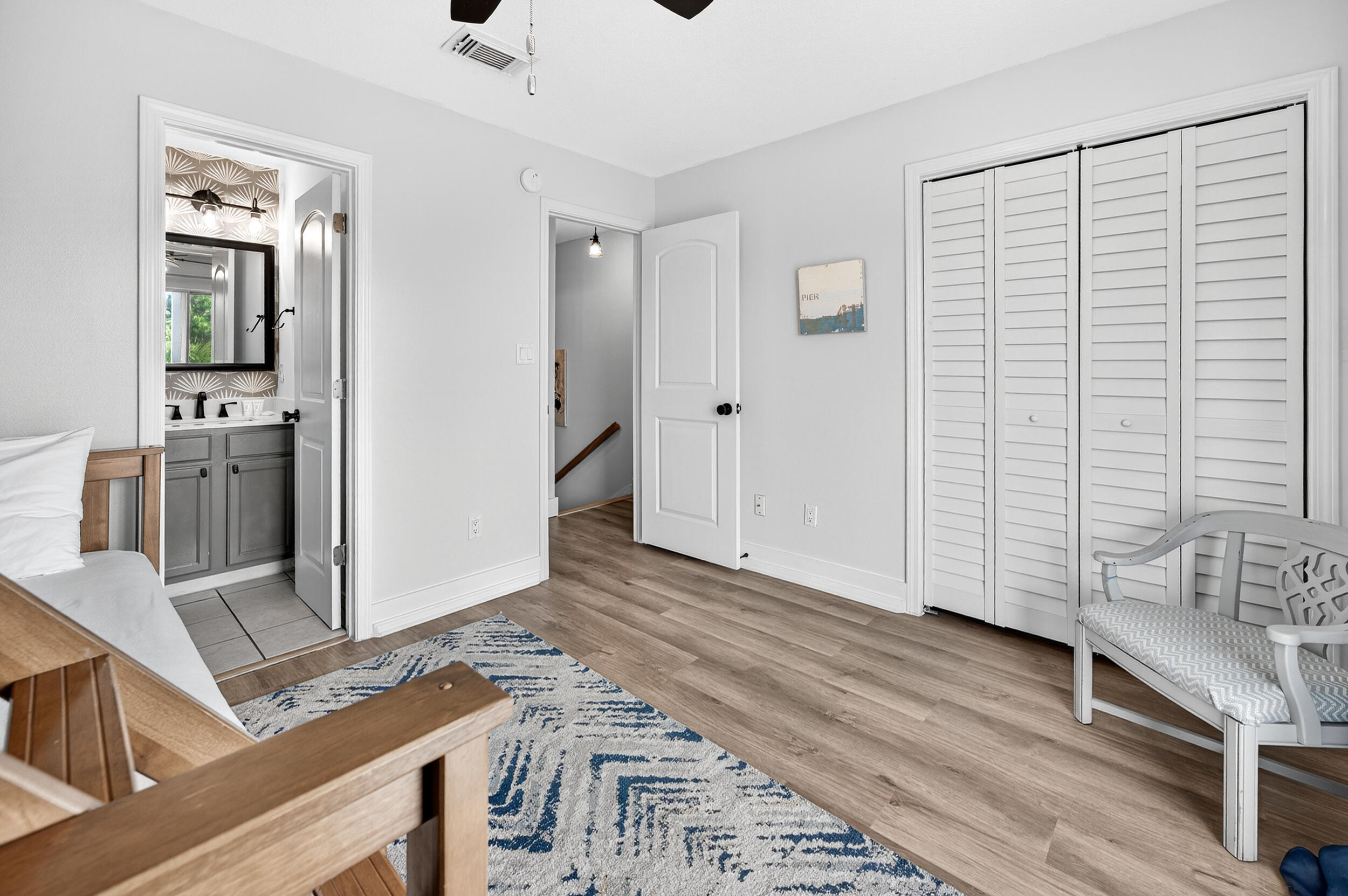 SIGUENZA COVE - Residential