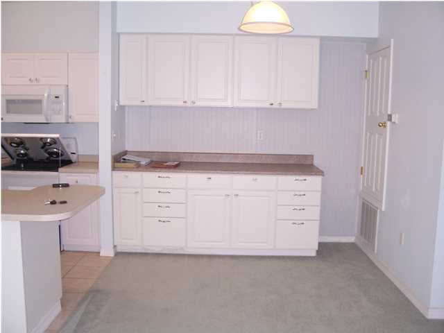 THE OAKS AT NICEVILLE PH I - Residential Lease