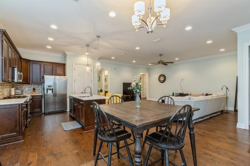 MAGNOLIA WOODS - Residential