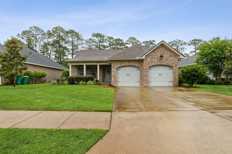 MAGNOLIA WOODS - Residential