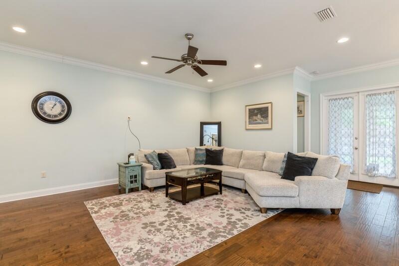 MAGNOLIA WOODS - Residential