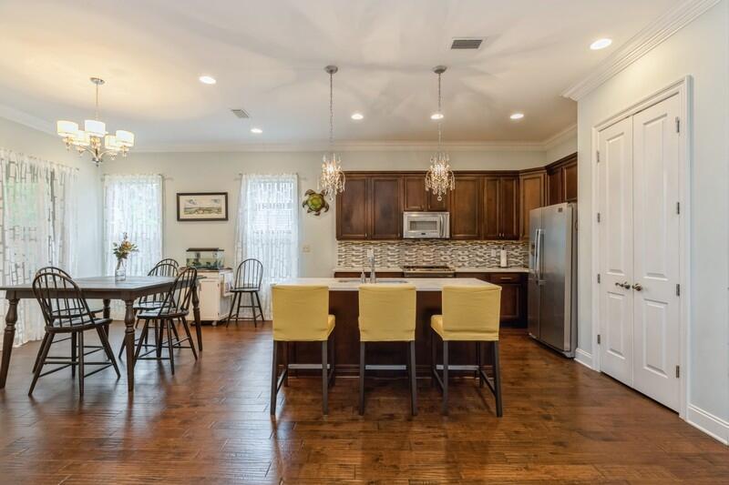 MAGNOLIA WOODS - Residential
