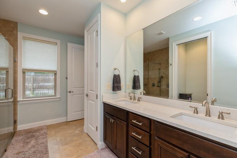 MAGNOLIA WOODS - Residential