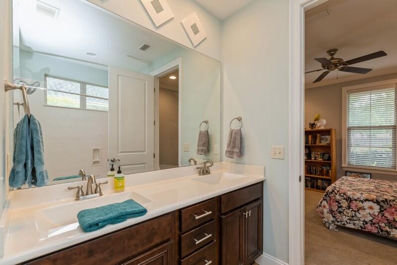MAGNOLIA WOODS - Residential