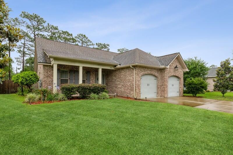 PRICE IMPROVEMENT and seller is offering a $5,000 credit at closing for updates with acceptable offer. You don't want to miss out on this home in the heart of Niceville, built by premier builder Huff Homes featuring: eight-foot doorways, crown molding, and beautiful wood flooring throughout the main living, dining and kitchen areas as well as in the primary bedroom. The primary en-suite boasts an oversized tiled shower with a glass door and multiple showerheads, double vanity with granite countertops and a large walk-in closet. There is plenty of room for entertainment in the main living area and screened back porch. The kitchen has stainless steel appliances, a separate pantry, detailed backsplash and granite countertops. This home comes with a Reme Halo-LED purification system installed.