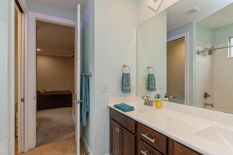 MAGNOLIA WOODS - Residential