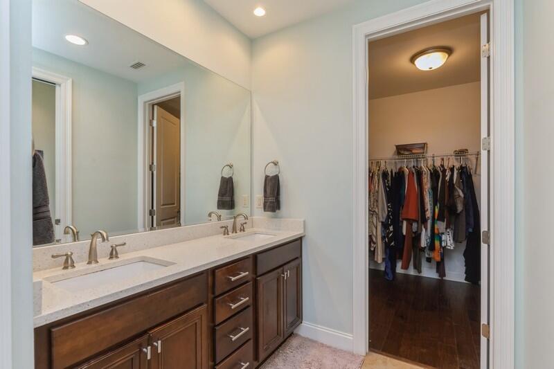 MAGNOLIA WOODS - Residential