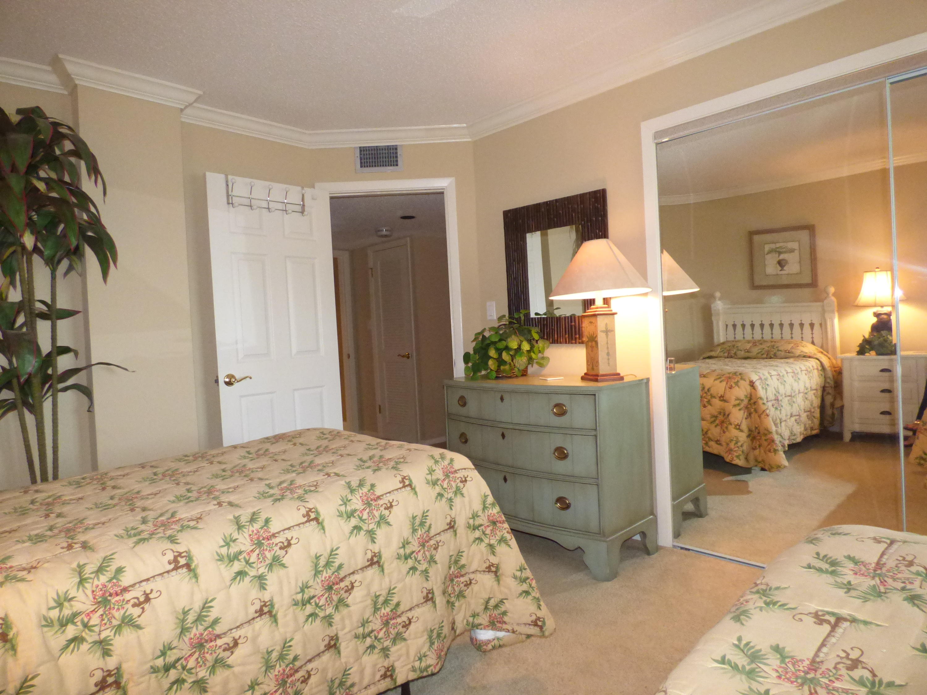 INLET REEF CLUB CONDO - Residential