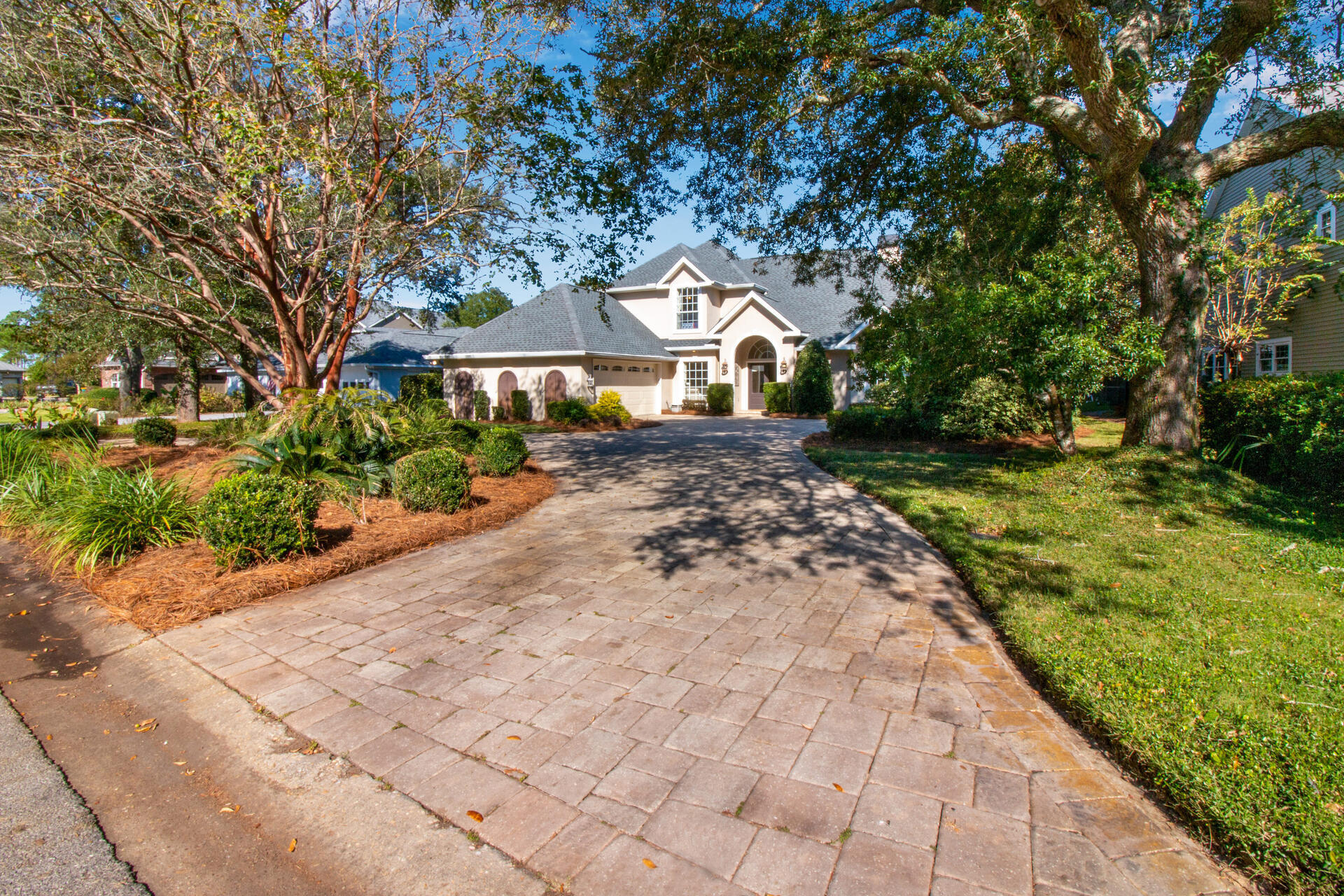 SOUTHWIND - Residential