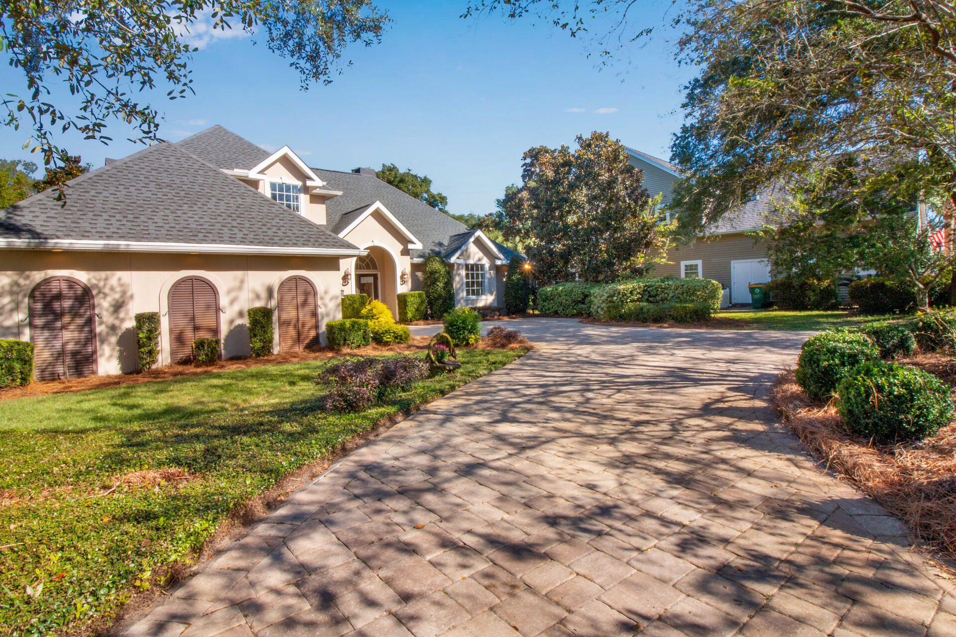 SOUTHWIND - Residential