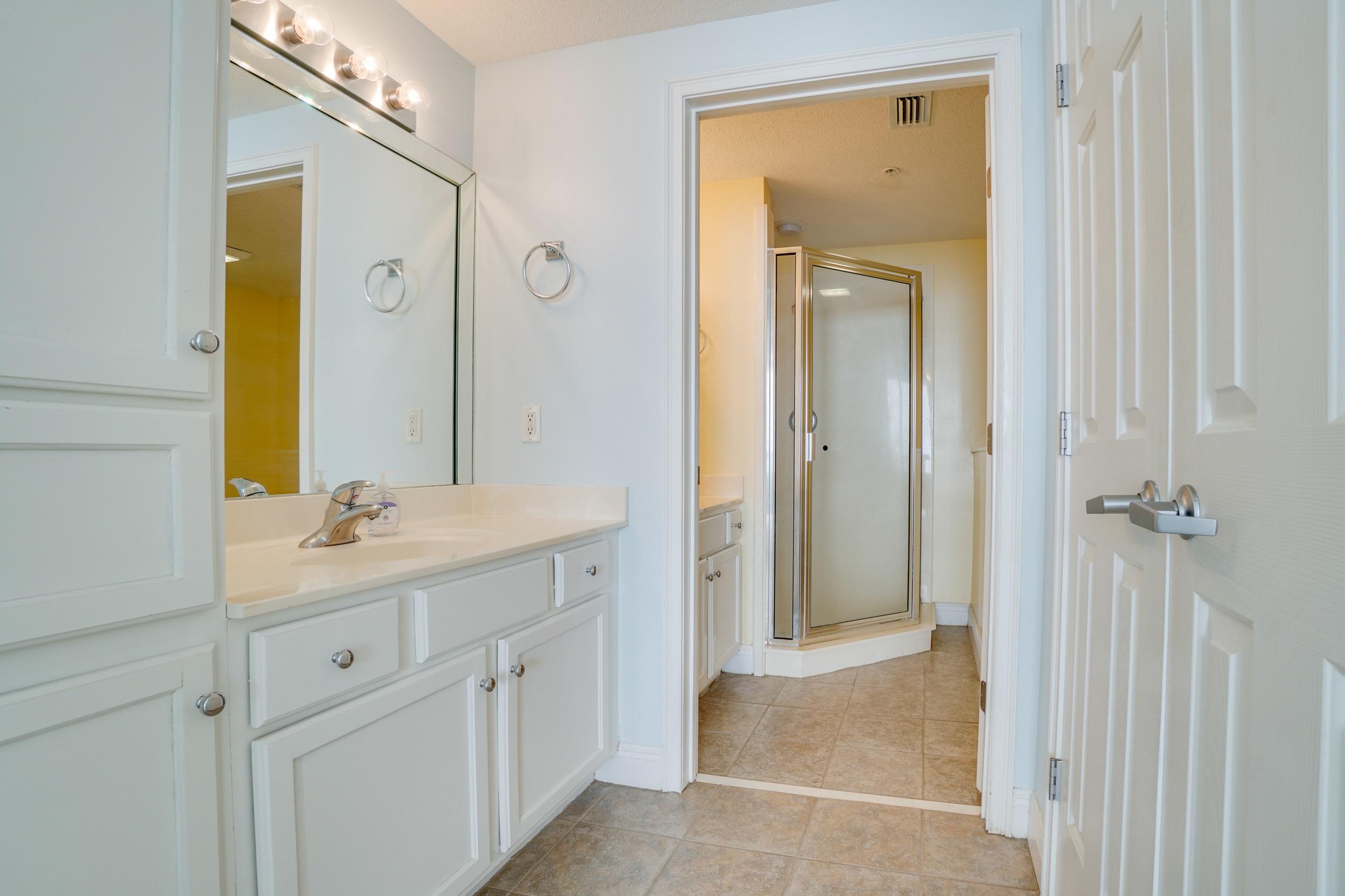 WATERS EDGE - Residential