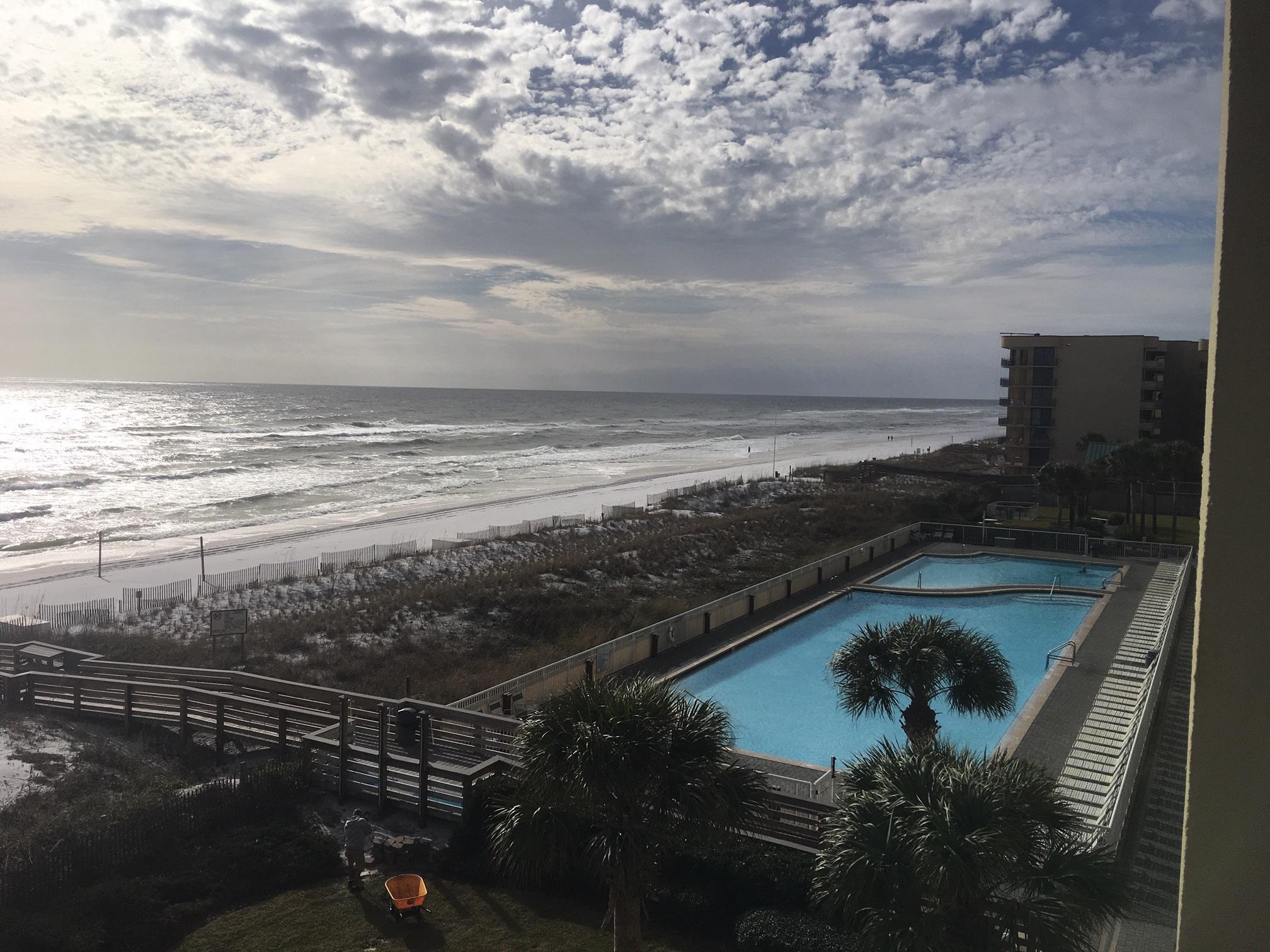 WATERS EDGE - Residential