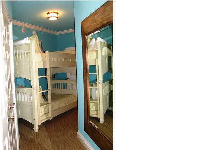 EMERALD GRANDE - Residential