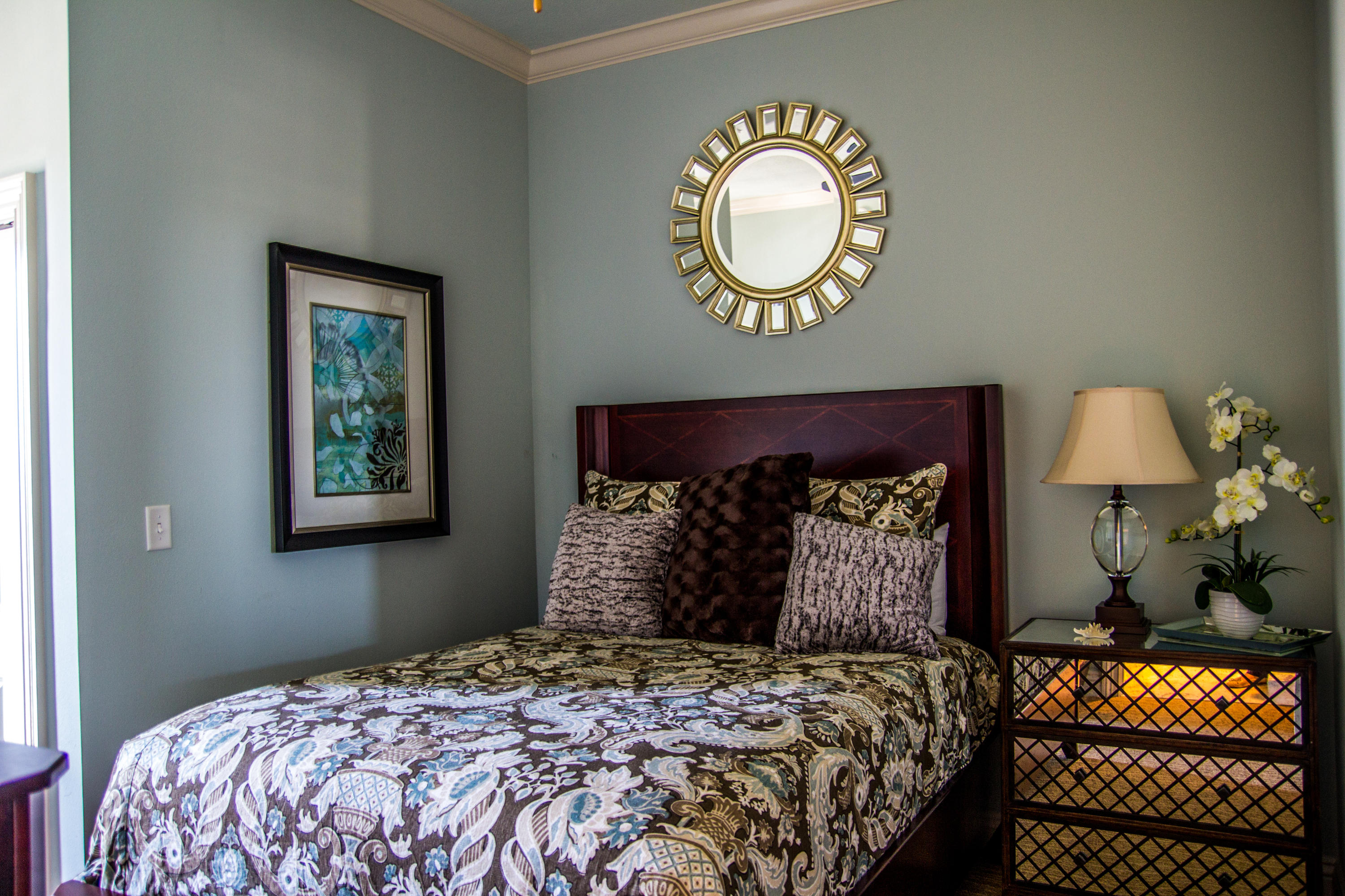 EMERALD GRANDE - Residential