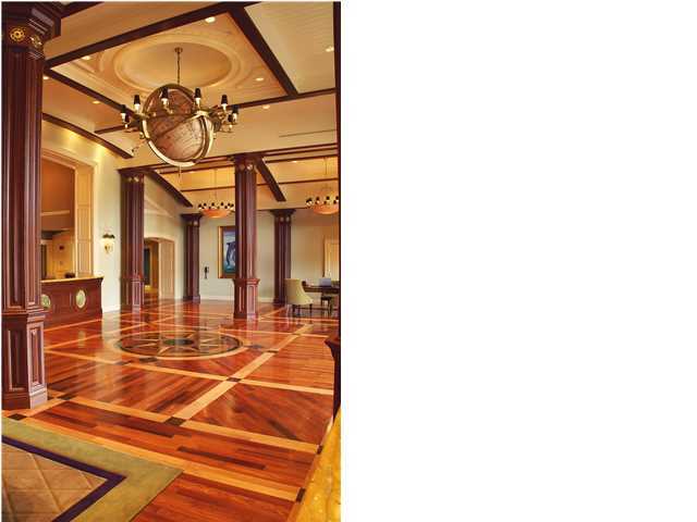 EMERALD GRANDE - Residential