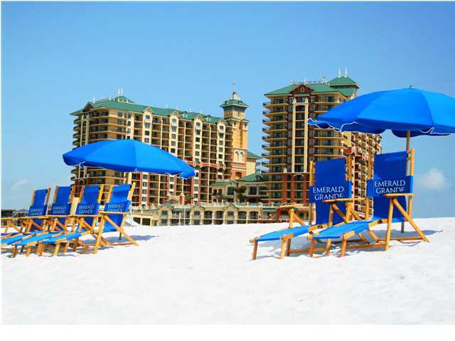 EMERALD GRANDE - Residential