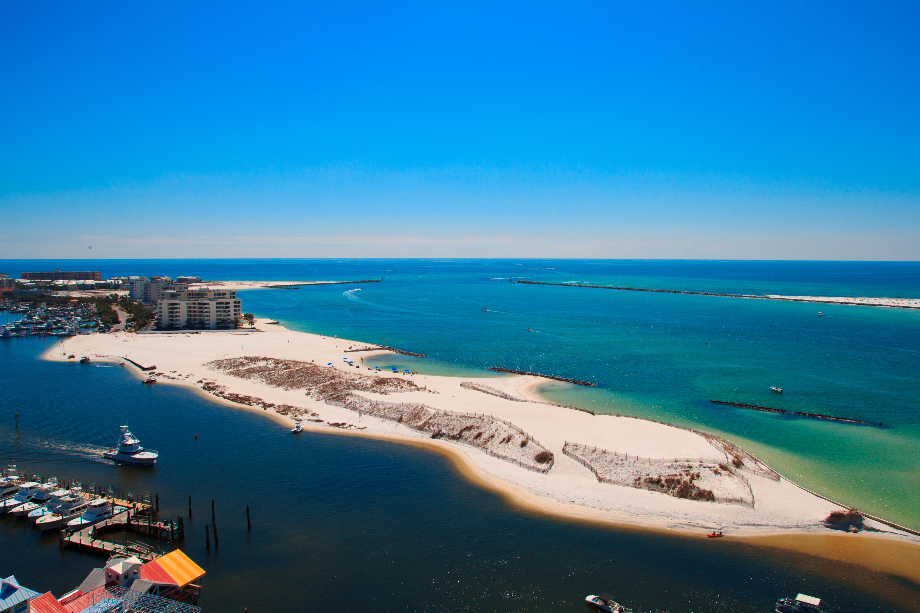 EMERALD GRANDE - Residential