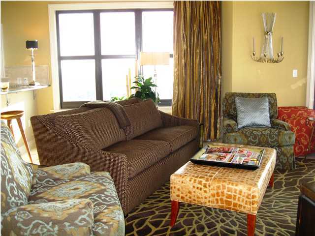 EMERALD GRANDE - Residential