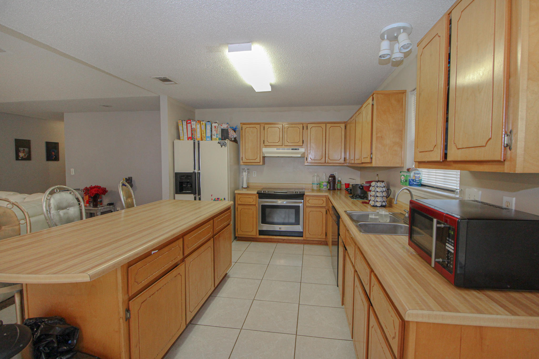 WYNNEHAVEN BEACH ESTATES - Residential