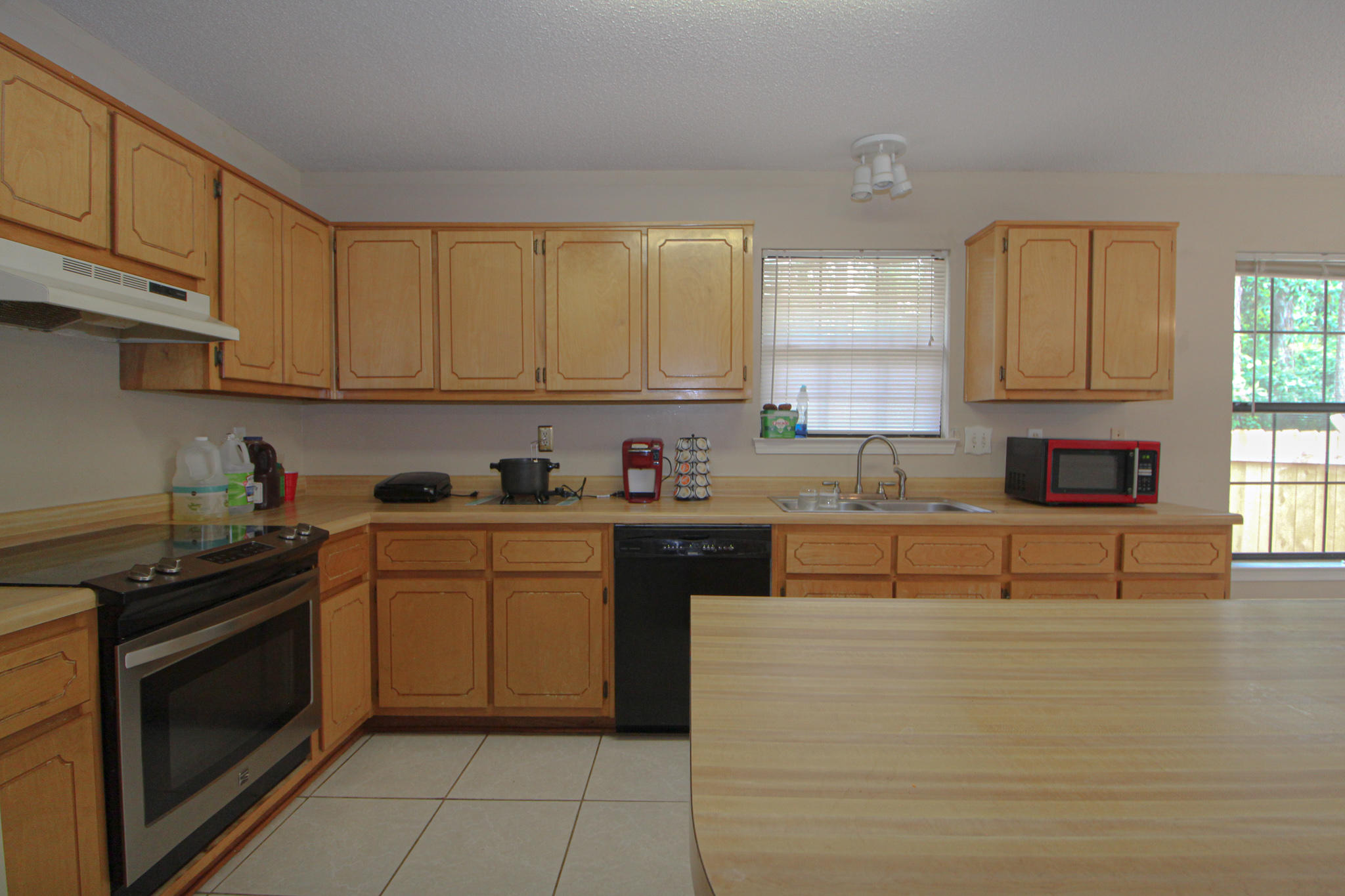 WYNNEHAVEN BEACH ESTATES - Residential