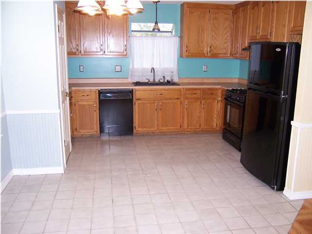 PARKWOOD PLACE AT BLUEWATER BAY - Residential Lease