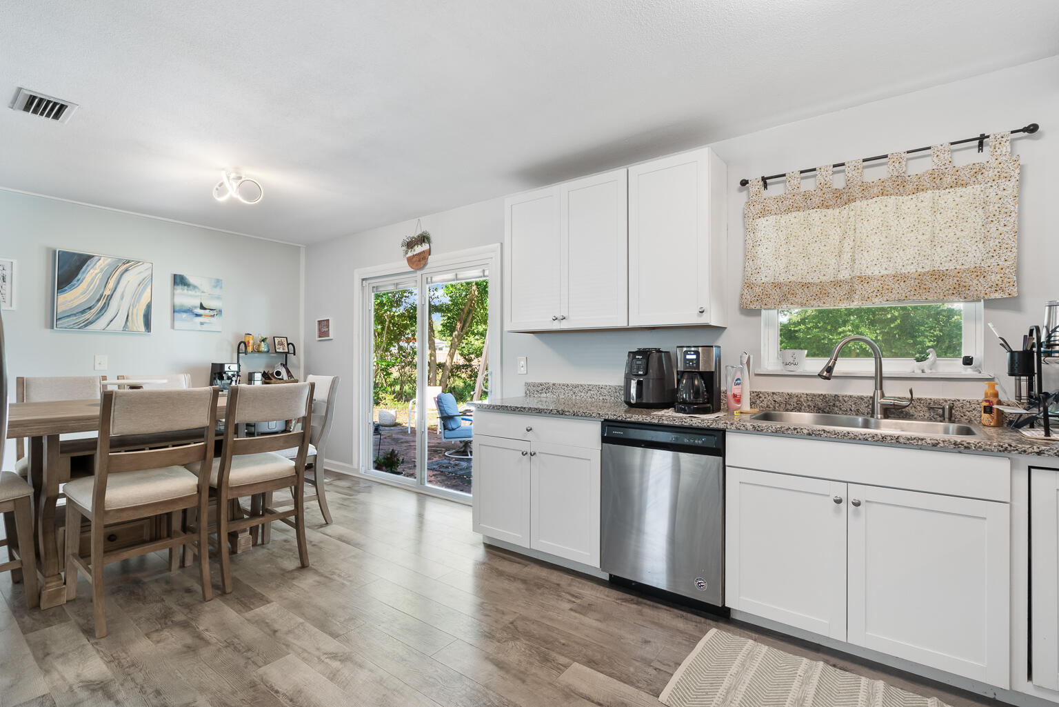 OAKLAND HEIGHTS - Residential