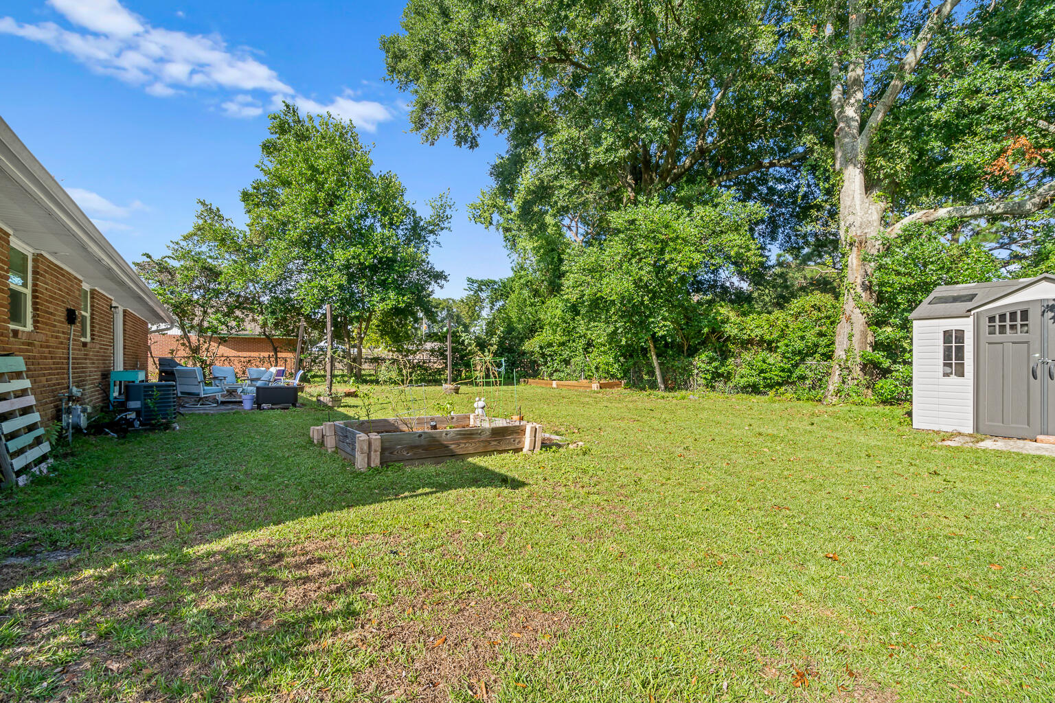 OAKLAND HEIGHTS - Residential