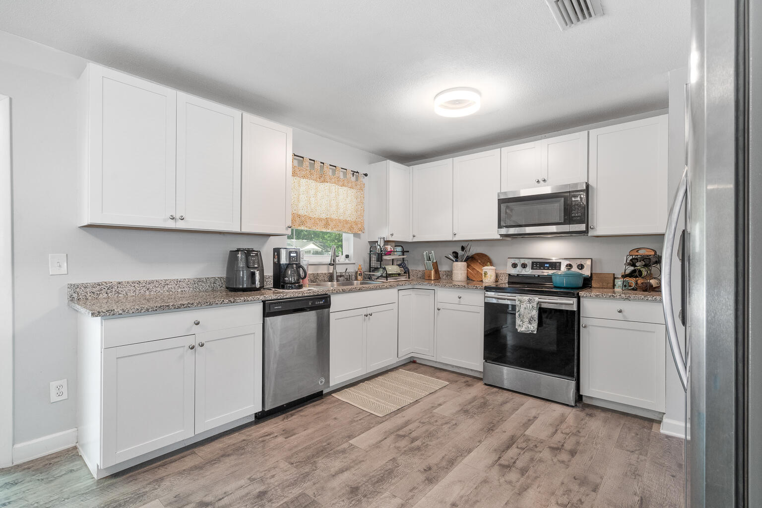 OAKLAND HEIGHTS - Residential