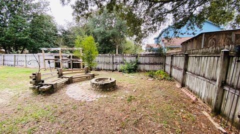 A home in Niceville