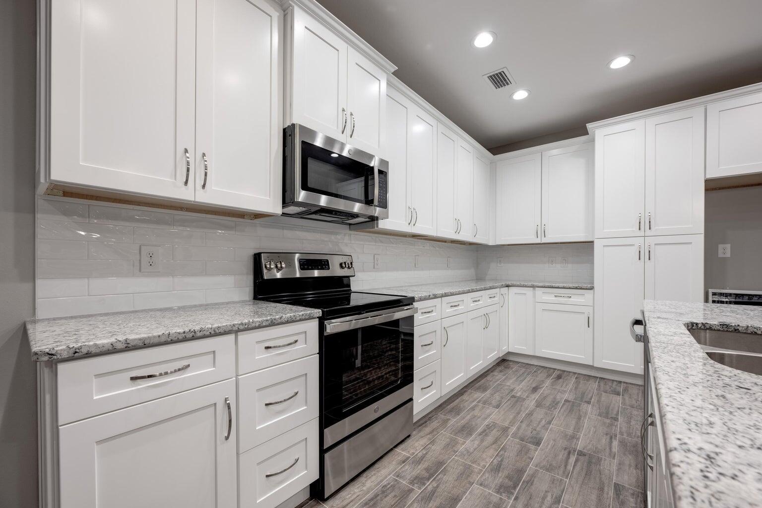 SEMINOLE 1ST ADDN - Residential Lease