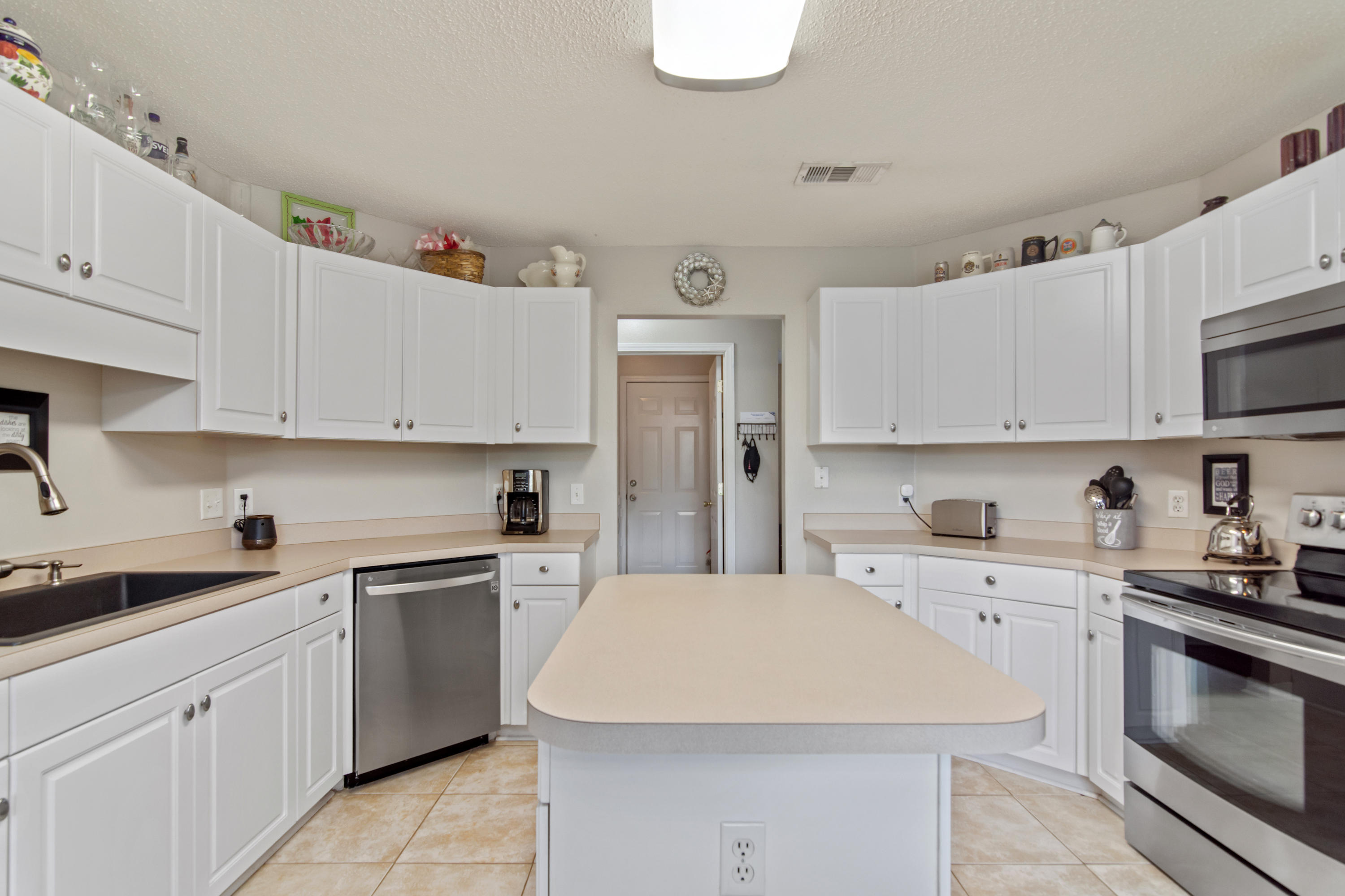 COUNTRYVIEW ESTATES - Residential