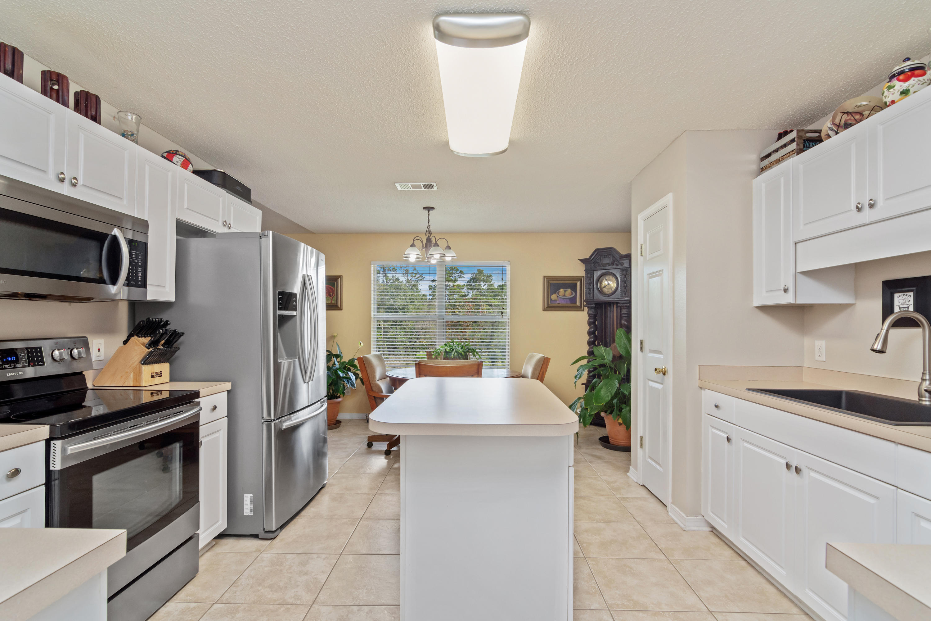 COUNTRYVIEW ESTATES - Residential