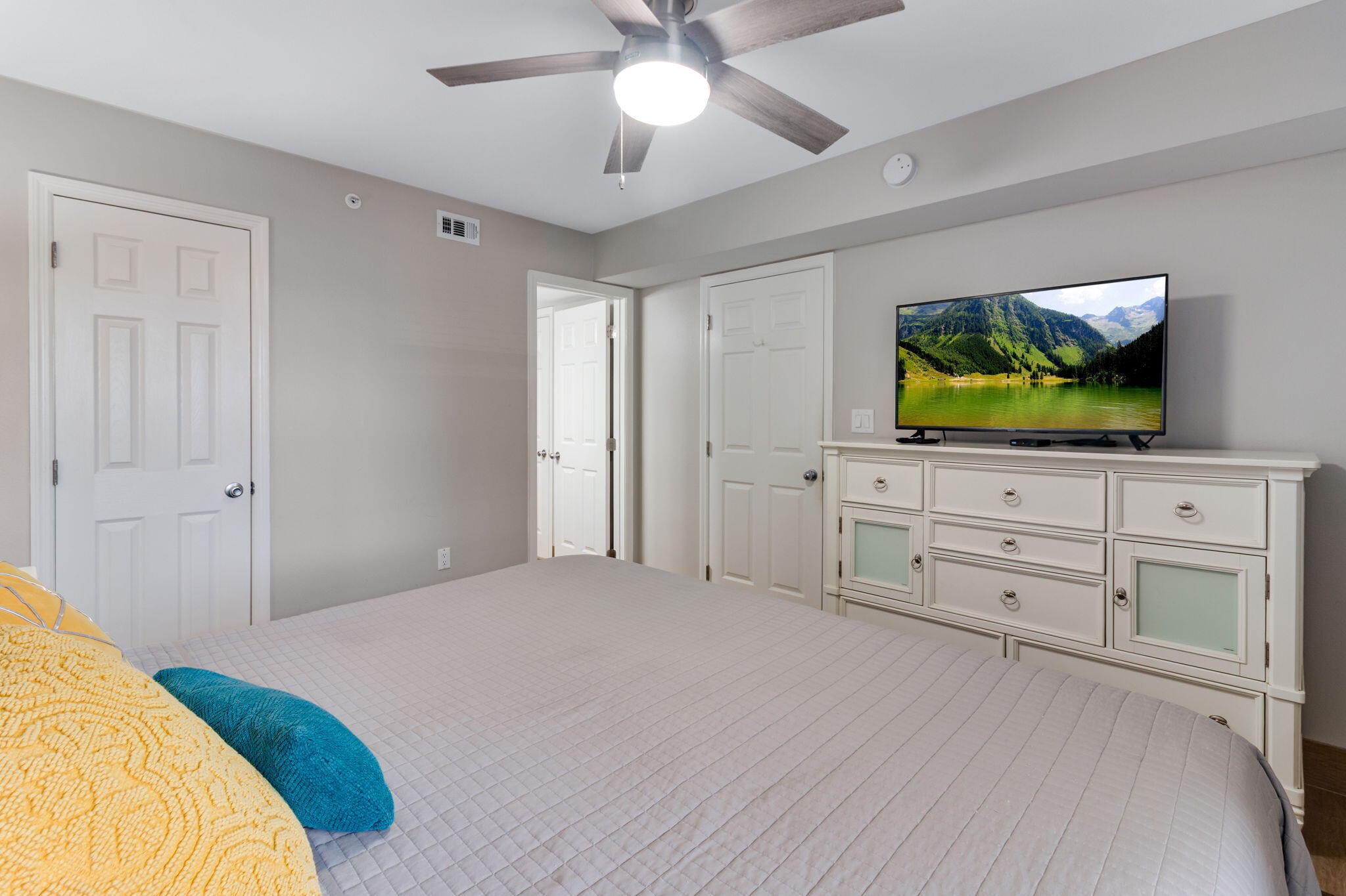 SUMMERLIN CONDO - Residential