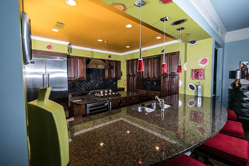 ONE WATER PLACE AT KELLY PLANTATION - Residential