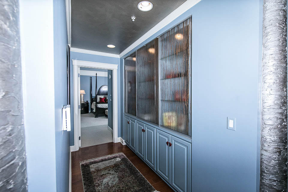 ONE WATER PLACE AT KELLY PLANTATION - Residential