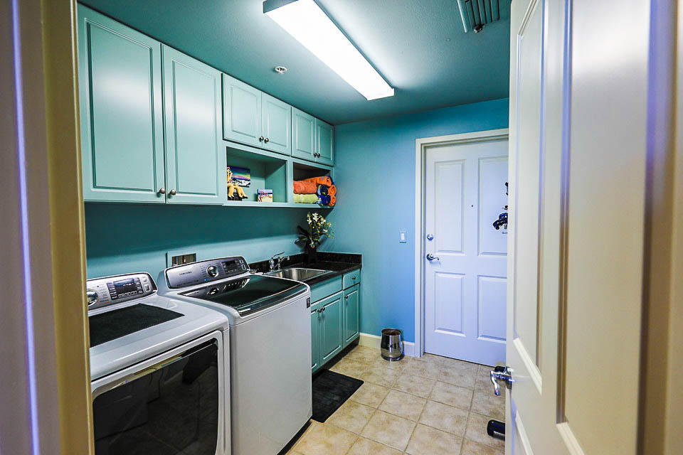 ONE WATER PLACE AT KELLY PLANTATION - Residential