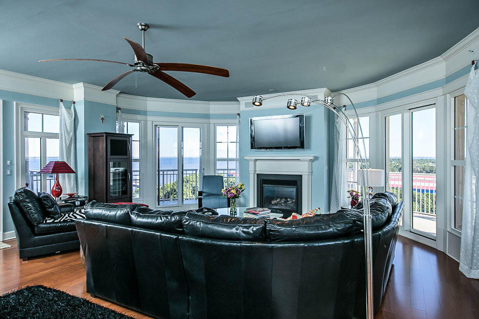 ONE WATER PLACE AT KELLY PLANTATION - Residential