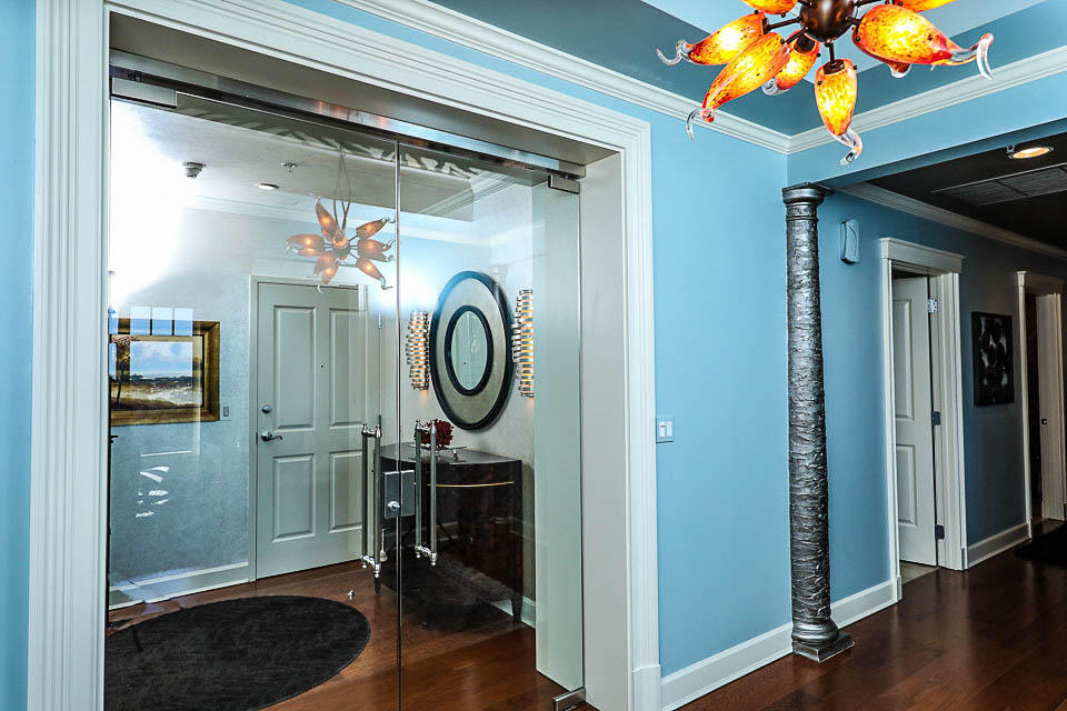 ONE WATER PLACE AT KELLY PLANTATION - Residential