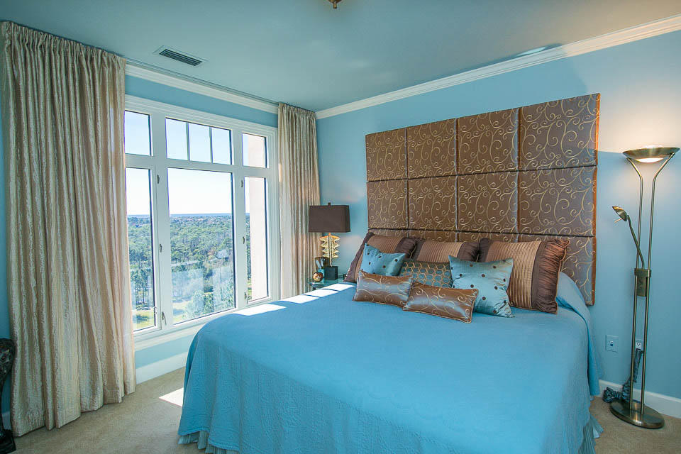 ONE WATER PLACE AT KELLY PLANTATION - Residential