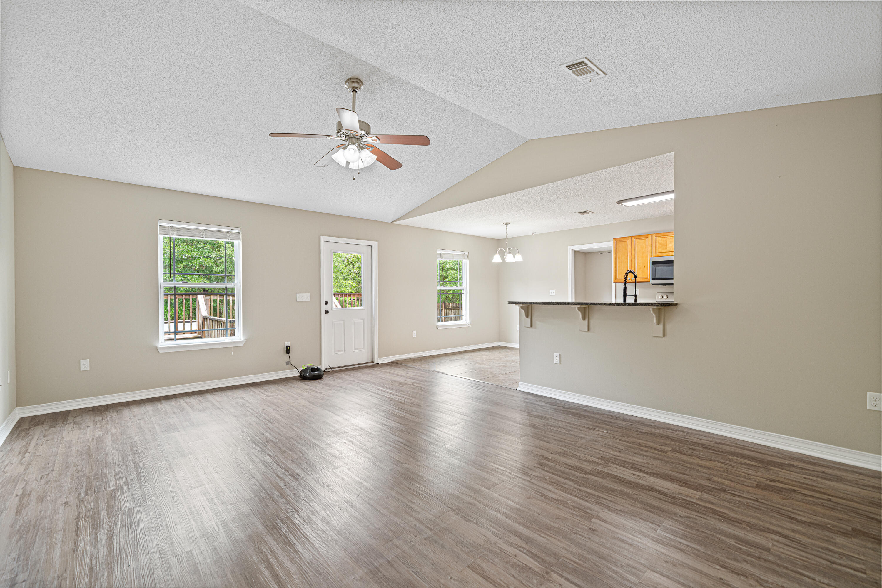 Oakwood Lakes Estates - Residential