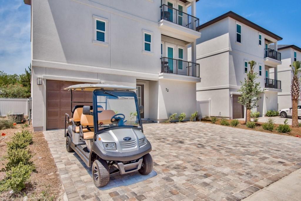 HIDDEN PALMS - Residential