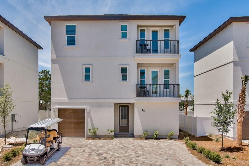 HIDDEN PALMS - Residential